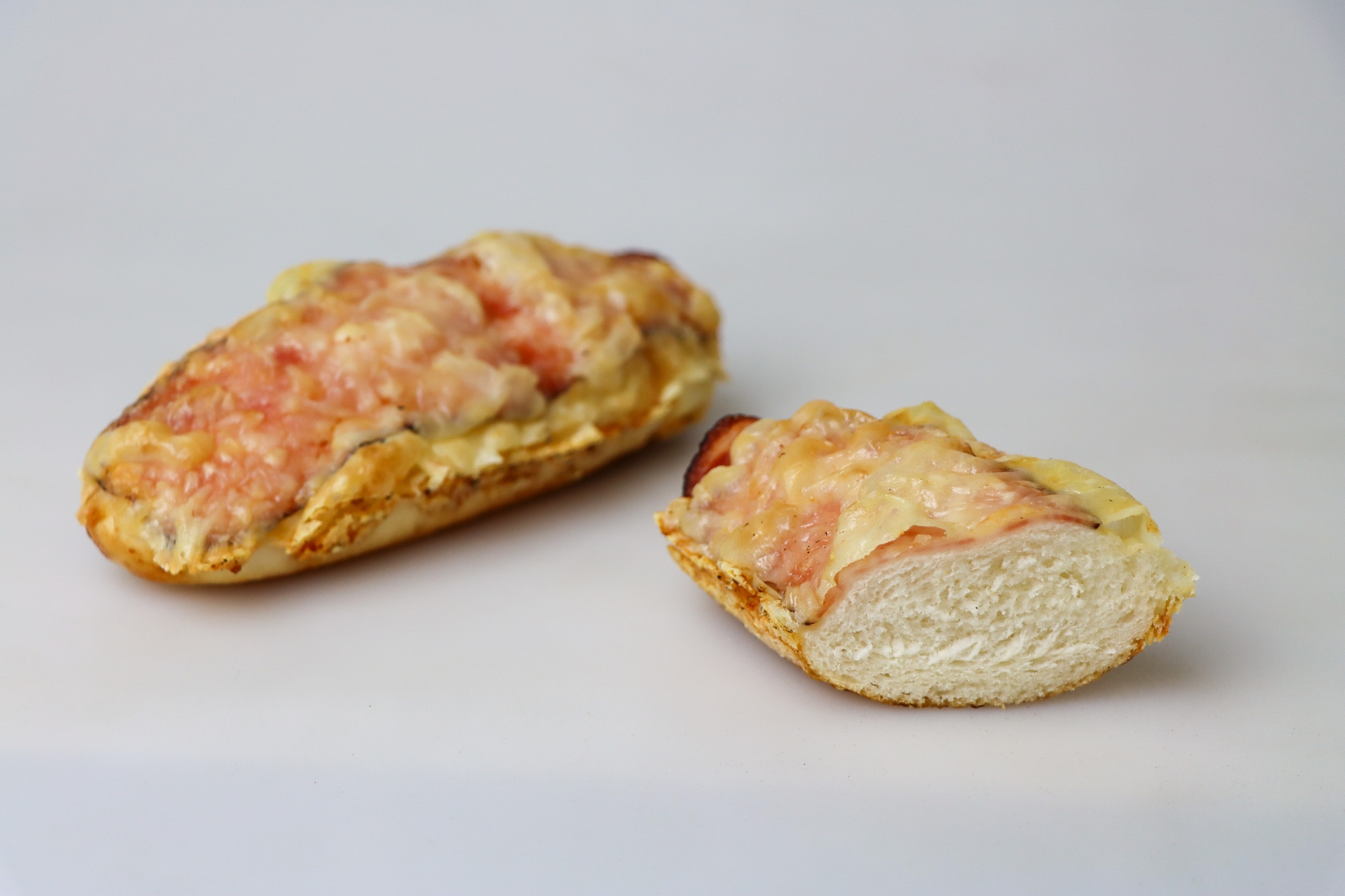 Obrázek výrobku - 142005-bagetka-se-slaninou-a-goudou-3-2