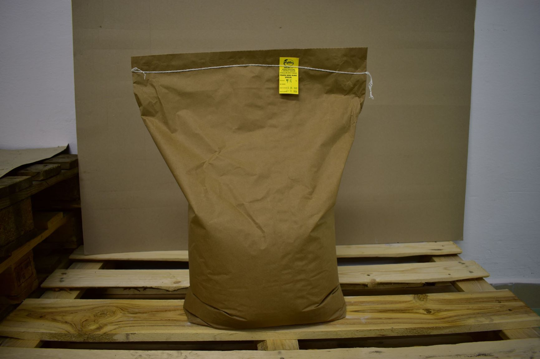 Obrázek výrobku - Mouka pšen.polohrubá výběrová 15kg